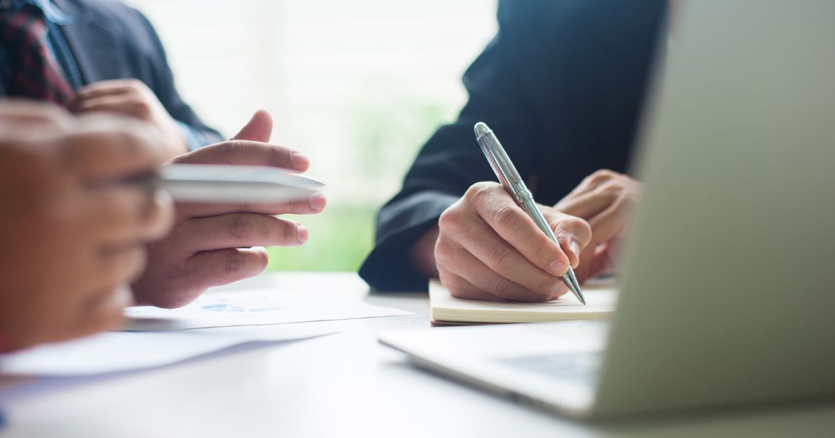 Commercial litigation lawyers